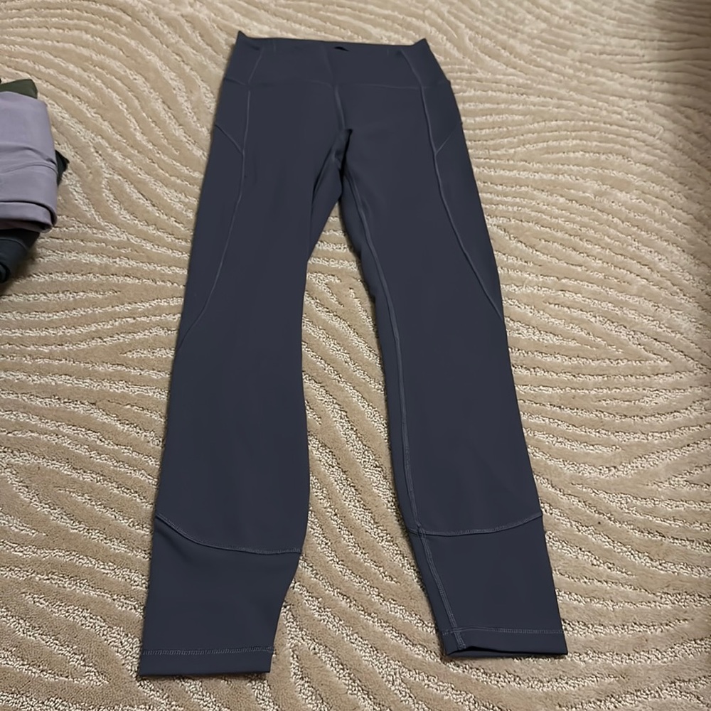 Lululemon in movement legging
